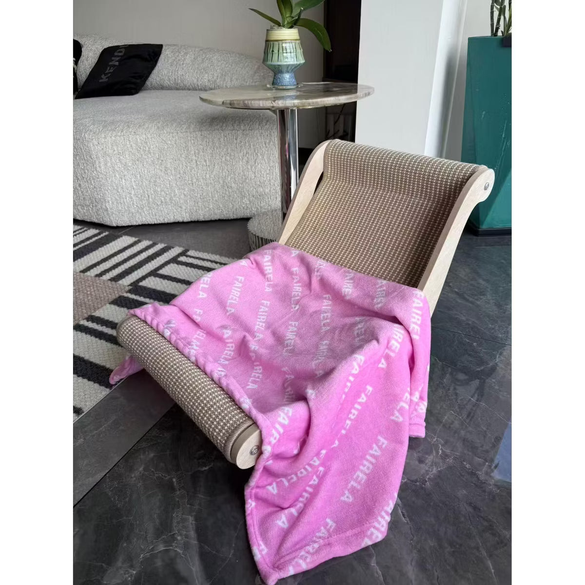 Soft Fleece Pet Blanket - Pink, 27.6 x 39.4