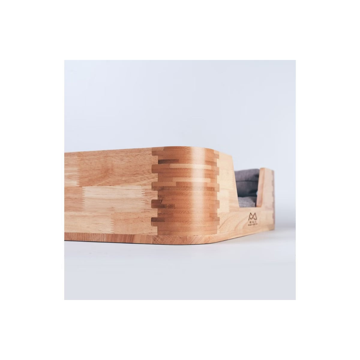 Solid Wood & Bamboo Cat Bed – Modern Elevated Cat Bed